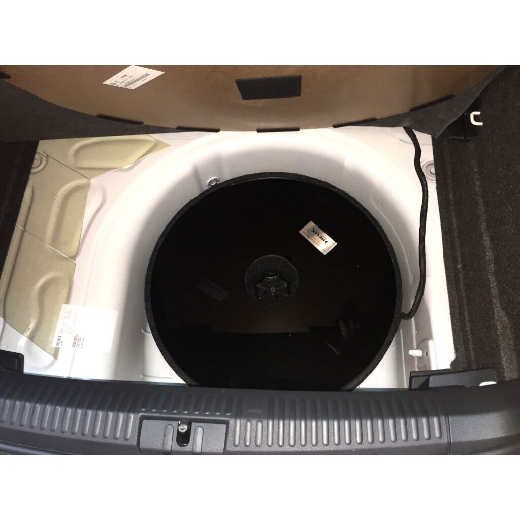 Original VW Plug&Play Helix Soundsystem Subwoofer+ EINBAU Sonderspeci