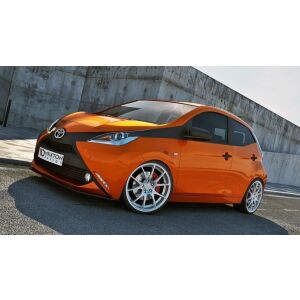 Maxton Design Front Ansatz für TOYOTA AYGO mk2...