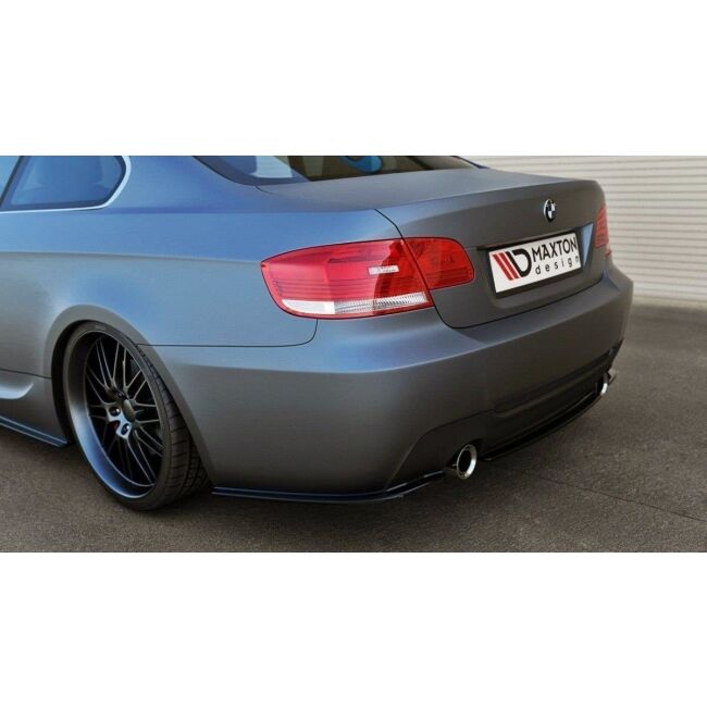 Maxton Design Mittlerer Heckdiffusor Ansatz für BMW 3er E92 M Paket schwarz Hochglanz
