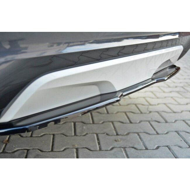 Maxton Design Mittlerer Heckdiffusor Ansatz für BMW X4 M Paket  schwarz Hochglanz