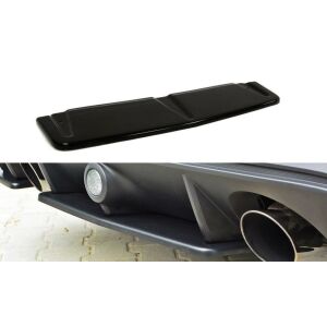 Maxton Design Mittlerer Heckdiffusor Ansatz für Ford Focus RS Mk3 schwarz Hochglanz