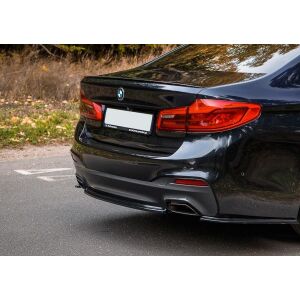 Maxton Design Mittlerer Heckdiffusor Ansatz für BMW 5er G30/ G31 M-Paket schwarz Hochglanz