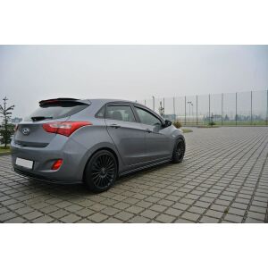 Maxton Design Mittlerer Heckdiffusor Ansatz für Hyundai i30 mk.2 schwarz Hochglanz