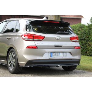 Maxton Design Spoiler CAP für HYUNDAI I30 MK3 HATCHBACK schwarz Hochglanz