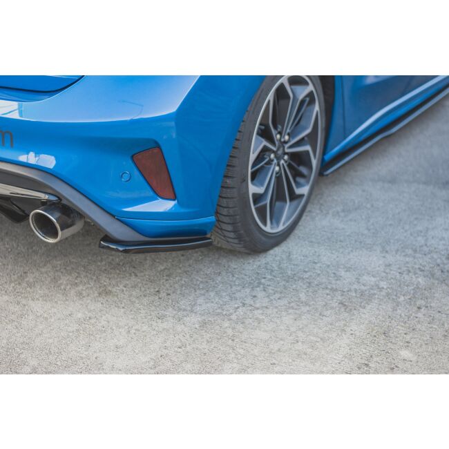 Maxton Design Heck Ansatz Flaps Diffusor V.1 / V1 für Ford Focus ST Mk4 schwarz Hochglanz