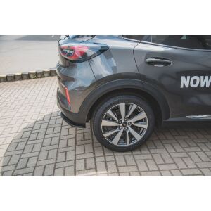 Maxton Design Mittlerer Heckdiffusor Ansatz für Ford Puma schwarz Hochglanz