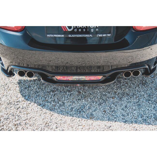Maxton Design Mittlerer Heckdiffusor Ansatz für Fiat 124 Spider Abarth schwarz Hochglanz