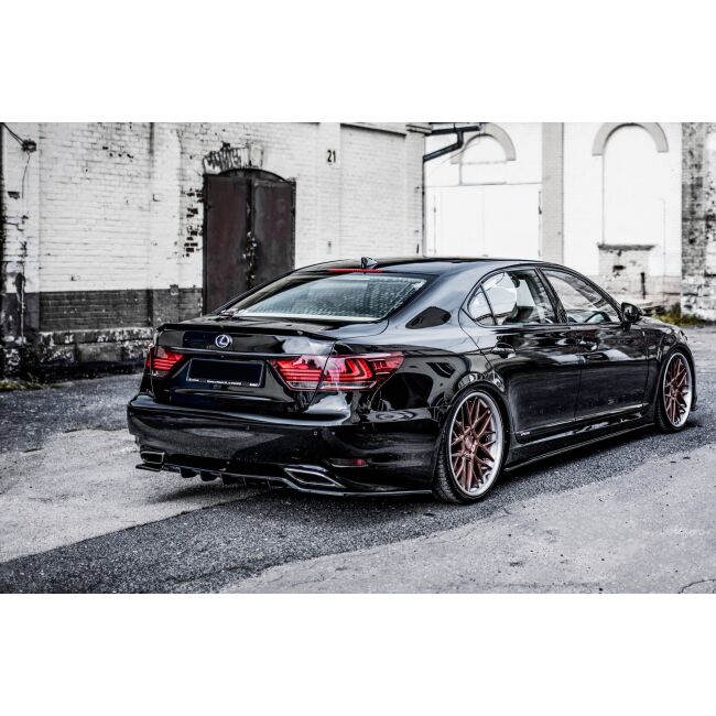 Maxton Design Mittlerer Heckdiffusor Ansatz DTM Look für Lexus LS Mk4 Facelift schwarz Hochglanz