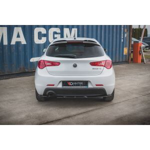 Maxton Design Heck Ansatz Flaps Diffusor V.1 / V1 für Alfa Romeo Giulietta Facelift schwarz Hochglanz