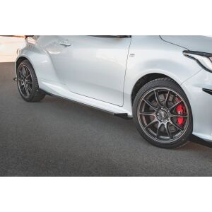 Maxton Design Robuste Racing Seitenschweller Ansatz für für + Flaps Toyota GR Yaris Mk4  schwarz Hochglanz