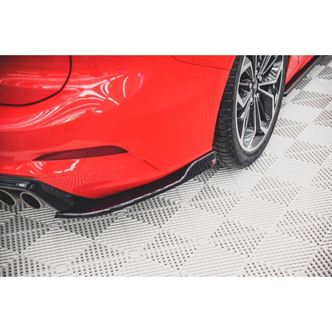 Maxton Design Heck Ansatz Flaps Diffusor V.4 / V4 für Ford Focus ST-Line Kombi Mk4 schwarz Hochglanz